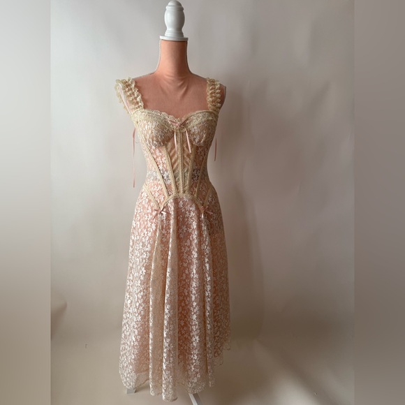 Lacemade The Glass Candy Corset Dress - Picture 9 of 16